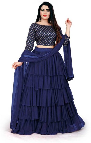 گل بھار بانو۔۔۔۔🌼 #pakistanibrand #formaldresses #sundartaideas #fash... |  TikTok