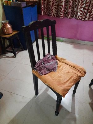 Olx discount wooden chair