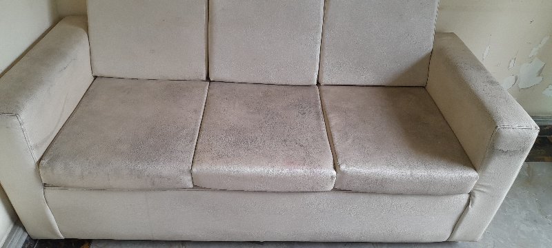 5000 deals rupees sofa