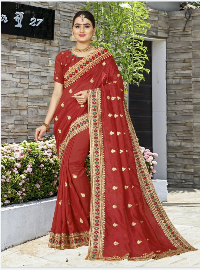 New Looking Saree With Heavy Sequence Blouse