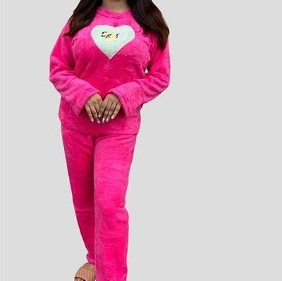 women warm night suit