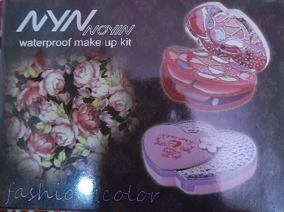 Professional Makeup Kit at Rs 700/kit, Make Up Kit in Ludhiana