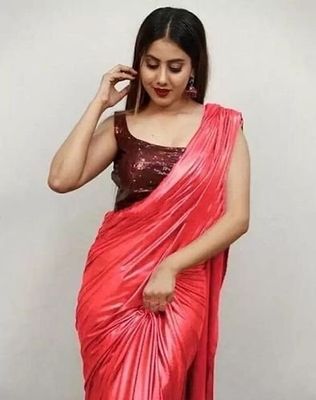 Women's Georgette Pink Solid Celebrity Saree With Blouse Piece