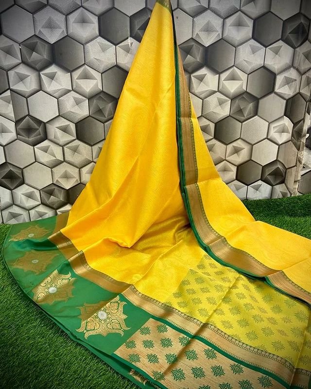 ❤️Exclusive collection ❤️*New Deisgn Long Scout bordr* *Latest kora Muslin  Saree* Contrast border zari Long Scout design in border Full…