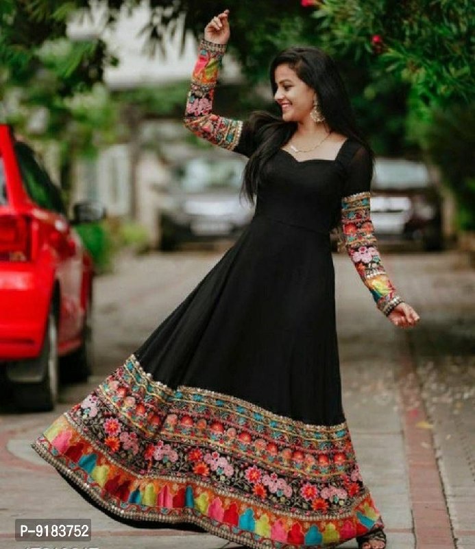 Sugandha Creations - Beautiful suit costomized of an old saree Sharara suit  Visit Sugandhacreation for more stuff #fashionable #sugandhacreation  #indiandresses #ethnicwearonlineshopping #customisedsuit #suitstyle #suit  #shararasuits #stylish | Facebook