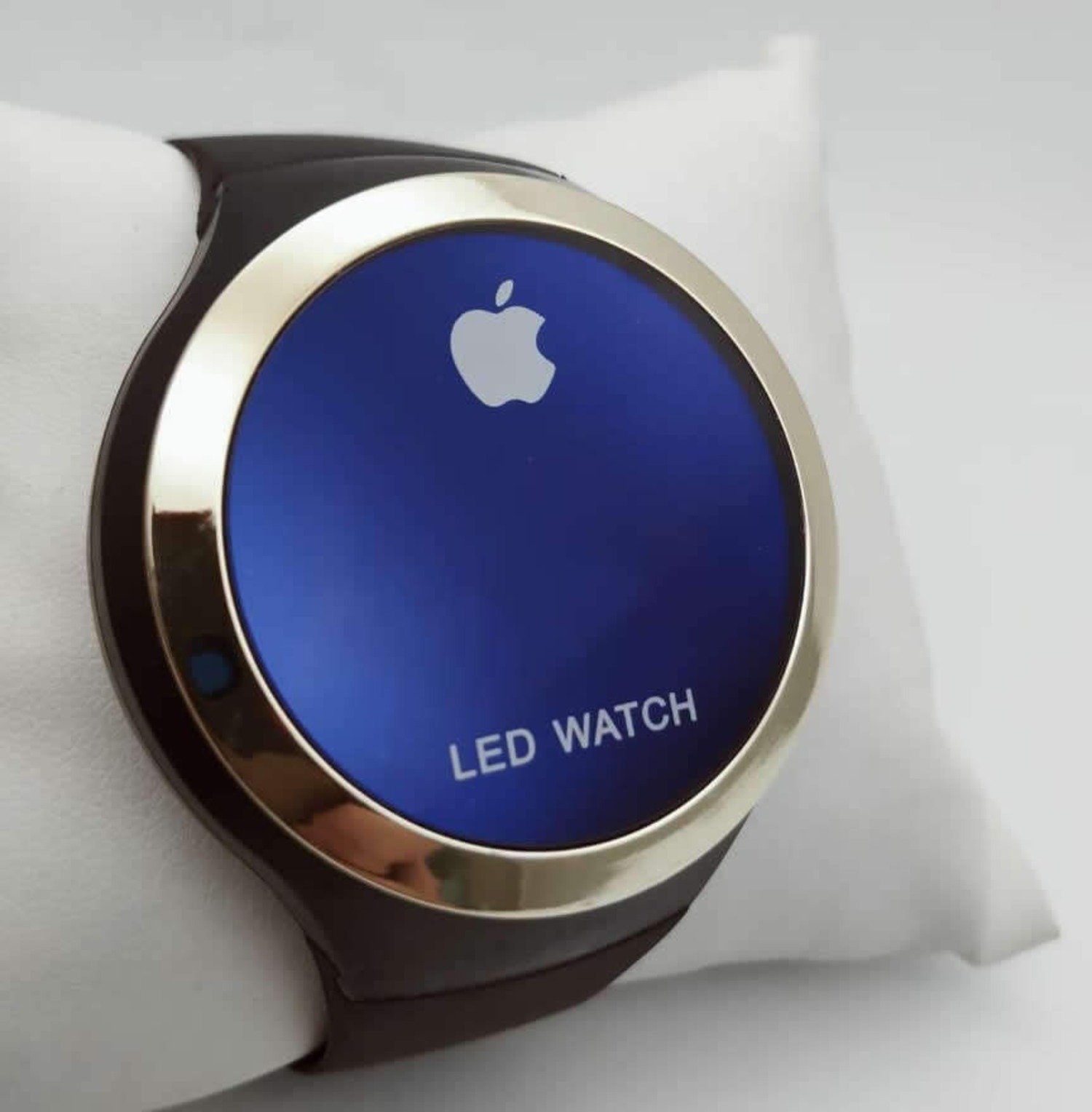 Fixing the Apple Watch Stuck on Apple Logo Issue - GadgetMates
