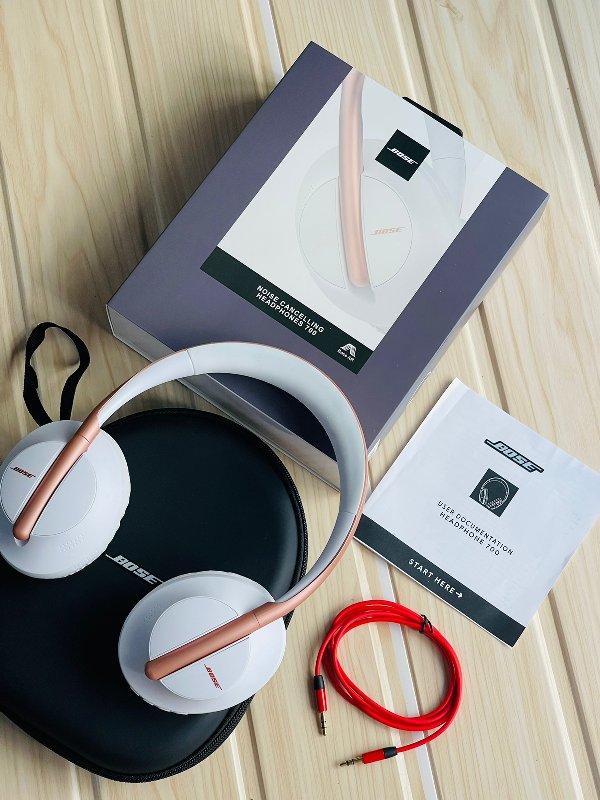 Bose 750 online headphones