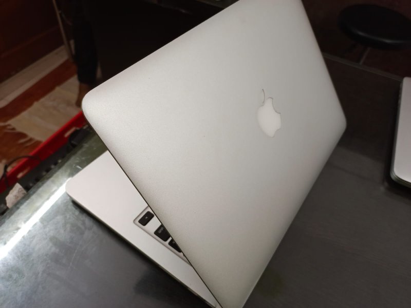 MacBook Pro 2015 (A1502) | gintaa.com