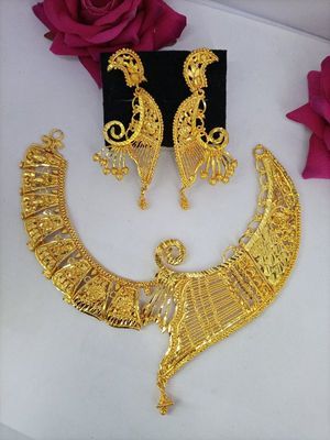 City gold hot sale necklace set