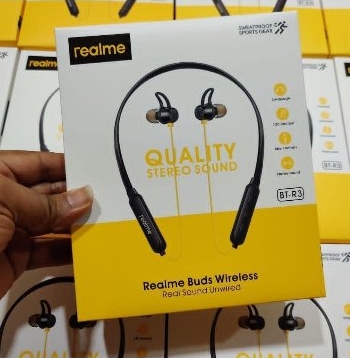 Realme buds wireless real best sale sound unwired bluetooth earphone