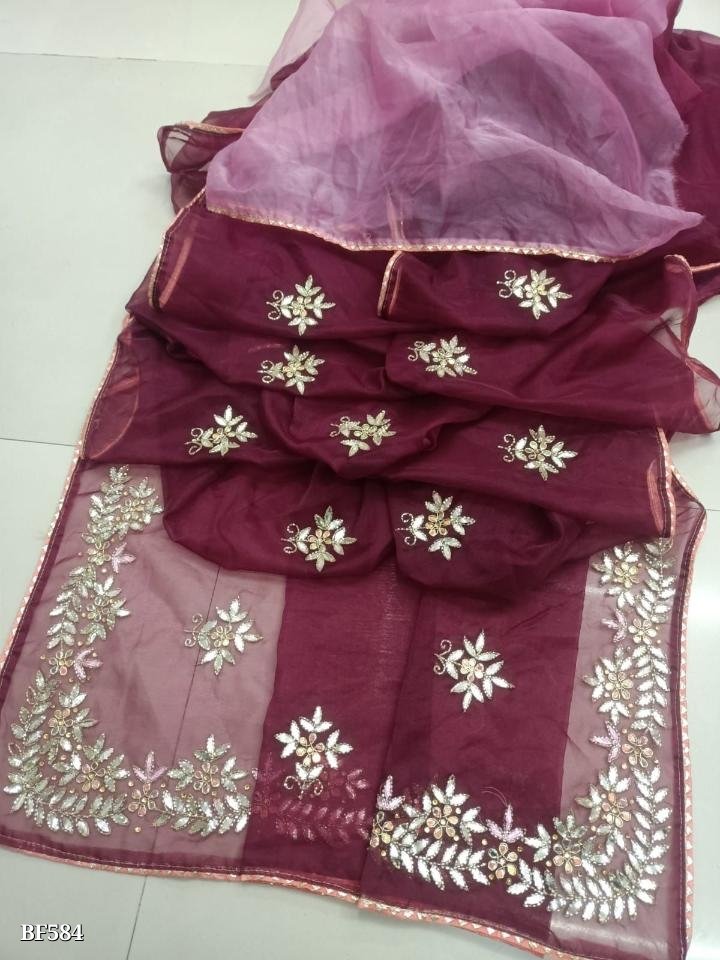 Fancy Silk Thread Saree Tassels, Packaging Type: Packet at Rs 2/piece in  Dasna