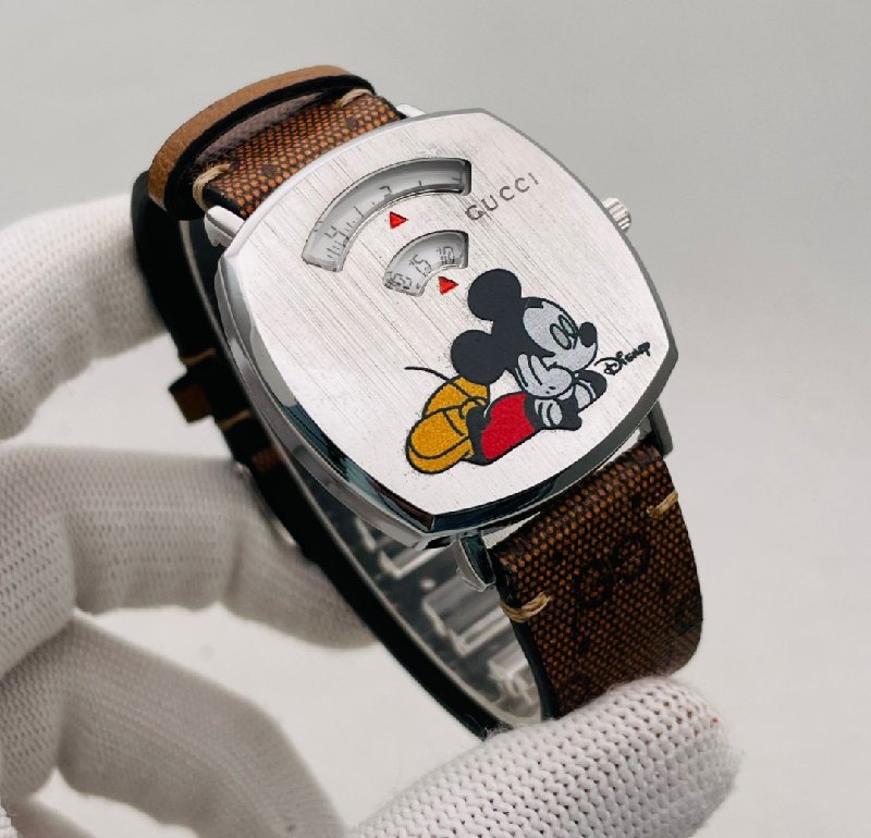 Disney x Gucci Mickey Mouse Grip Watch Info
