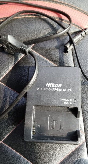 nikon dslr camera charger