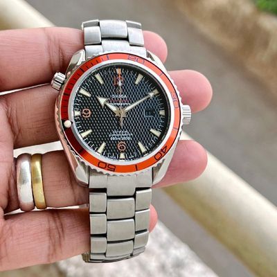 Omega quantum of outlet solace orange