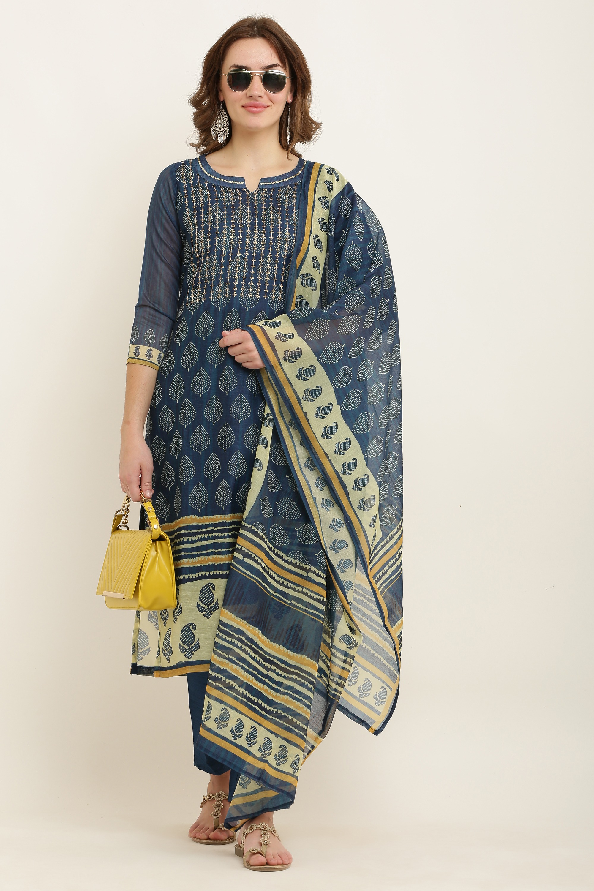 Kurti Pants With Dupatta - Shop online women fashion, indo-western, ethnic  wear, sari, suits, kurtis, watches, gifts.