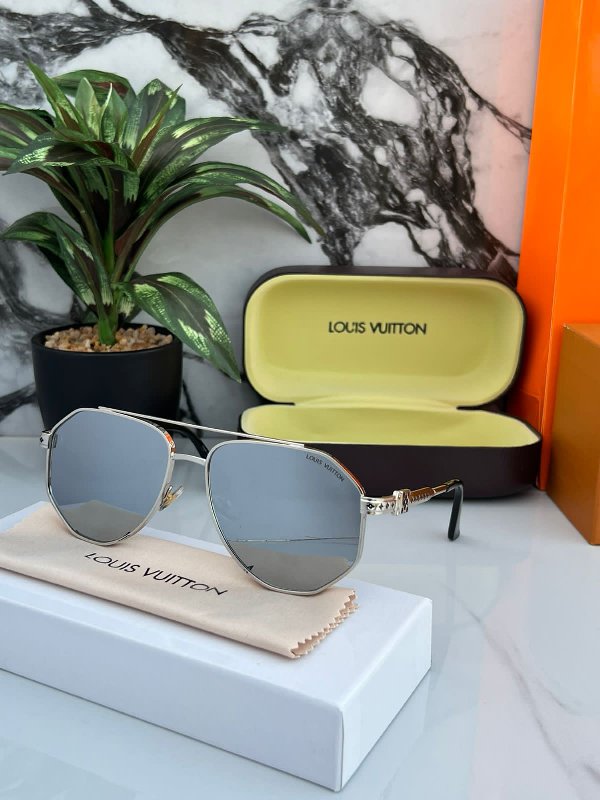 Lv store precious sunglasses