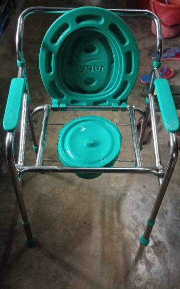 Tynor commode best sale chair price