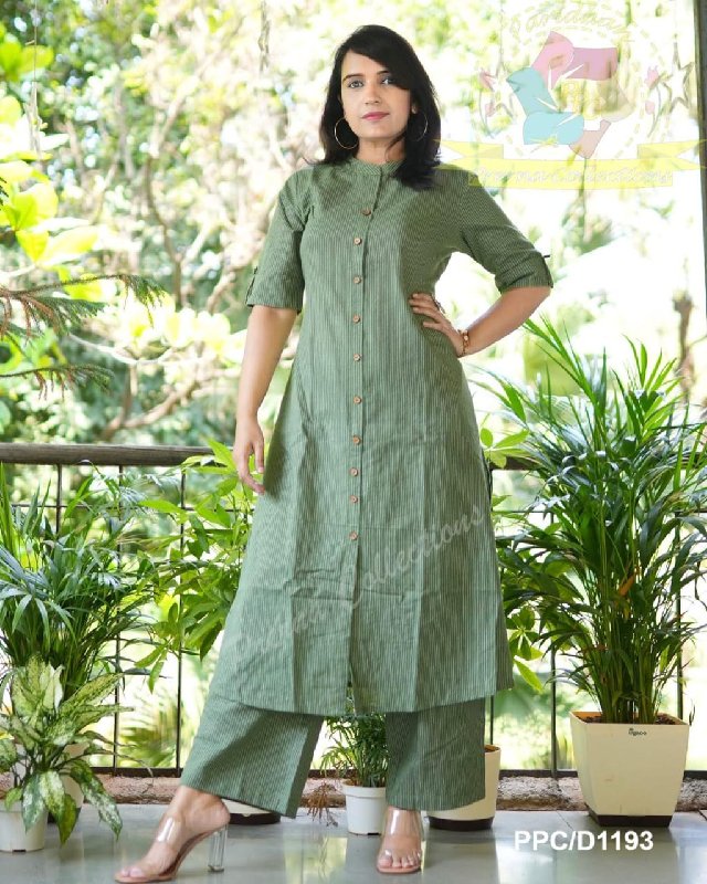 Buy Rangita Women Rayon Cream Contrast Button Buta Printed Ankle Length  Partywear Anarkali Kurti Online at Best Prices in India - JioMart.