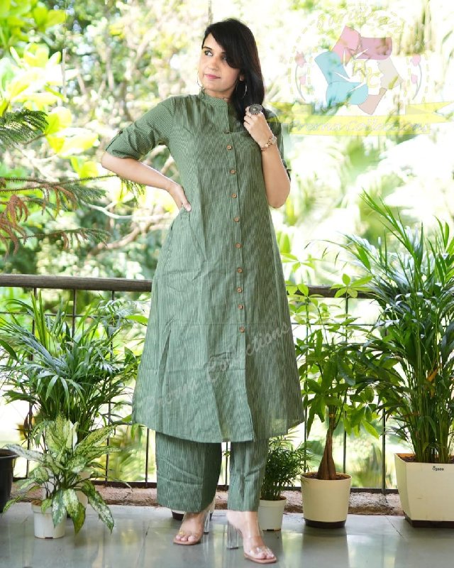 Premium khantha Fine Cotton* Launching Designer Co-erd set in *Aline kurti  pattern paired with Ankle length plazo* giving perfect outfit and  deliberate choice about your look